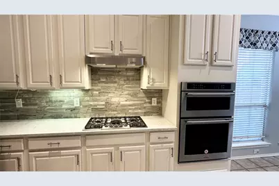 8905 Edinburgh Lane, Rowlett, TX 75089 - Photo 14
