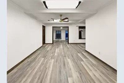 609 NW Lorna Street, Burleson, TX 76028 - Photo 6