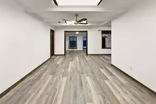 609 NW Lorna St, Burleson, TX 76028 - Photo 6