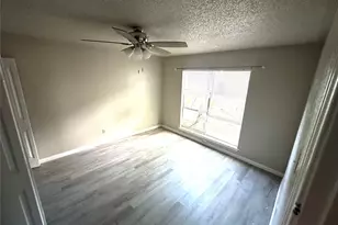 2618 Santa Barbara Dr, Grand Prairie, TX 75052 - Photo 18