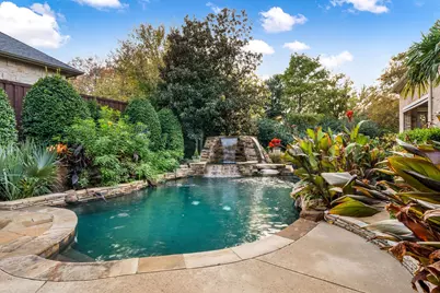 6479 Bluffview Drive, Frisco, TX 75034 - Photo 2