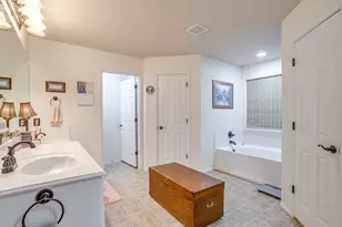 725 Snapper Dr, Burleson, TX 76028 - Photo 22