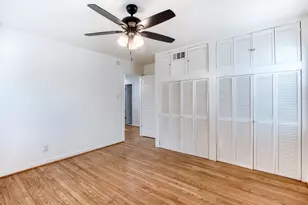 11521 Fernald Ave, Dallas, TX 75218 - Photo 14