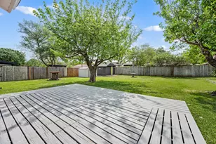 2805 Yates St, Fort Worth, TX 76133 - Photo 22