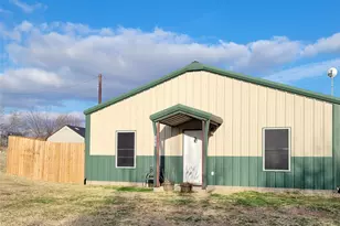 1583 Cr-4757, Boyd, TX 76023 - Photo 1