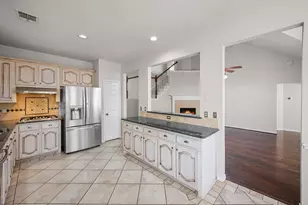 3652 Blue Spruce Dr, Fort Worth, TX 76040 - Photo 12