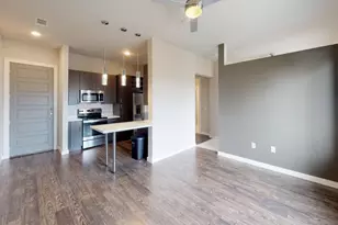 1500 N Haskell Ave., Dallas, TX 75204 - Photo 2