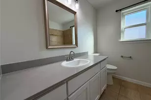 420 Opal St, Saginaw, TX 76179 - Photo 14