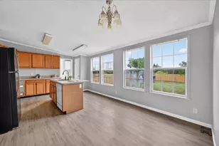 951 Lariat Ln, Mansfield, TX 76063 - Photo 12