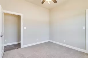 320 Oar Wood Dr, Granbury, TX 76049 - Photo 26