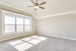 320 Oar Wood Dr, Granbury, TX 76049 - Photo 12