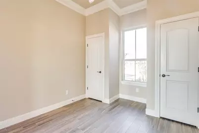 320 Oar Wood Drive, Granbury, TX 76049 - Photo 10