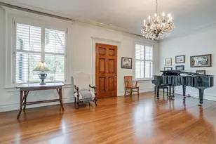 1414 Mistletoe Dr, Fort Worth, TX 76110 - Photo 2