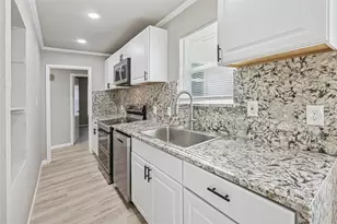 5806 Mountainwood Dr, Arlington, TX 76016 - Photo 10