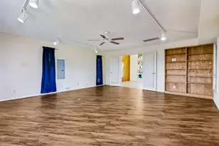 2610 Fallcreek Cir, Carrollton, TX 75006 - Photo 12