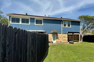 2610 Fallcreek Cir, Carrollton, TX 75006 - Photo 2