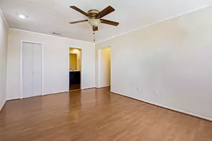 2610 Fallcreek Cir, Carrollton, TX 75006 - Photo 14