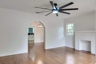 617 Wilson St, Lancaster, TX 75146 - Photo 4