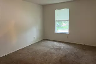140 Rolling Hills Pl, Lancaster, TX 75146 - Photo 22