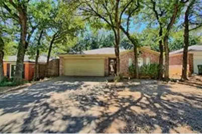 1211 Cardinal Oaks Drive, Mansfield, TX 76063 - Photo 1