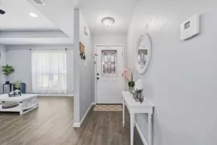 1728 S Bent Tree Trail, Grand Prairie, TX 75052 - Photo 4