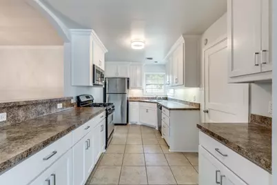 4812 Wateka Drive, Dallas, TX 75209 - Photo 12