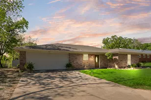 213 E 3rd St, Keene, TX 76059 - Photo 38