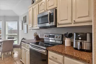 1458 Park Crest Dr, Crowley, TX 76036 - Photo 10