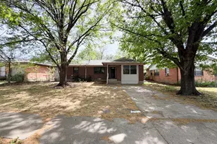 118 Brazos St, Garland, TX 75041 - Photo 1