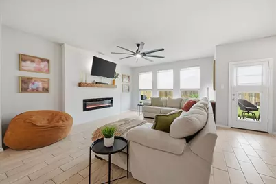 924 Ravenwood Lane, Van Alstyne, TX 75495 - Photo 8