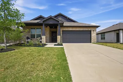 924 Ravenwood Lane, Van Alstyne, TX 75495 - Photo 2