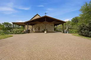 825 Benavides Ln, Mineral Wells, TX 76067 - Photo 26