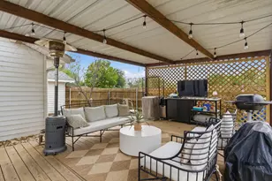 909 3rd St, Graham, TX 76450 - Photo 30