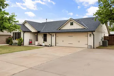 208 N Oak Lane, Tolar, TX 76476 - Photo 1