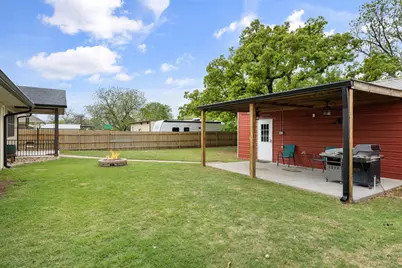208 N Oak Lane, Tolar, TX 76476 - Photo 28