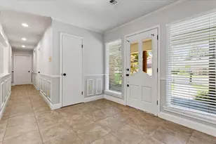 10014 Burgundy Dr, Woodway, TX 76712 - Photo 8