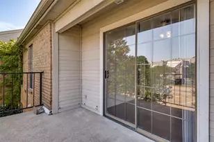 5902 Marvin Loving Dr, Garland, TX 75043 - Photo 22