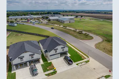 912 Cooksey Court #A, Grandview, TX 76050 - Photo 10