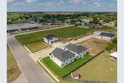 912 Cooksey Court #A, Grandview, TX 76050 - Photo 12