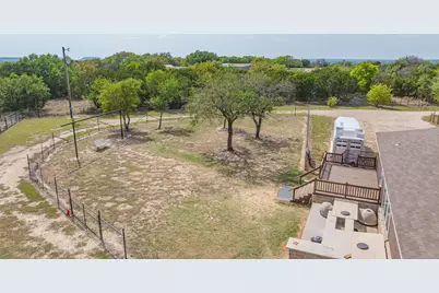8270 County Road 196, Bluff Dale, TX 76433 - Photo 26
