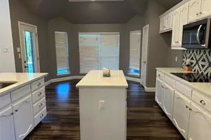 12621 Lillybrook Ln, Fort Worth, TX 76244 - Photo 4