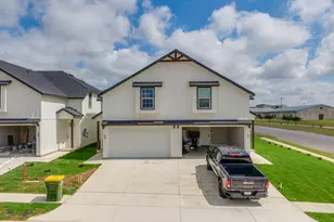 912 Cooksey Ct, Grandview, TX 76050 - Photo 8