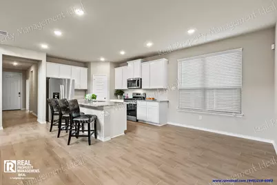 2000 Plum Park, Mesquite, TX 75181 - Photo 2