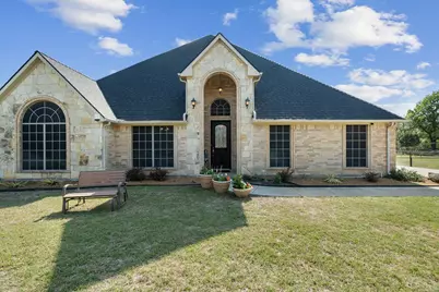 112 Waterfall Court, Azle, TX 76020 - Photo 4