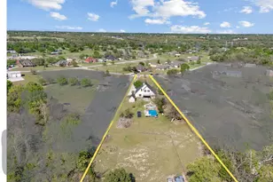 112 Waterfall Ct, Azle, TX 76020 - Photo 38