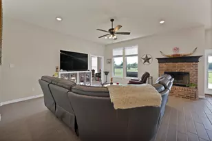 173 Stanley Ln, Poolville, TX 76487 - Photo 8