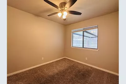 525 Cole Avenue, Saginaw, TX 76179 - Photo 12