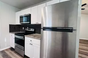 525 Cole Ave, Saginaw, TX 76179 - Photo 6