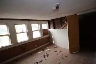 111 S 7th Ave, Munday, TX 76371 - Photo 16