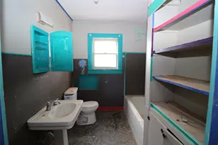 111 S 7th Ave, Munday, TX 76371 - Photo 8